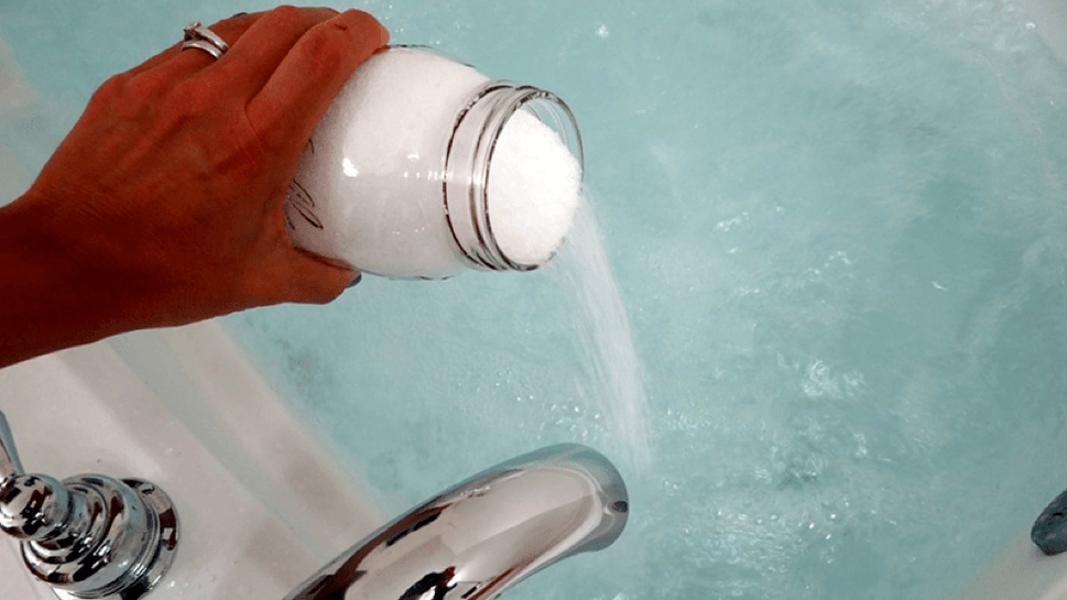 Soda-Bad zur Penisvergrößerung